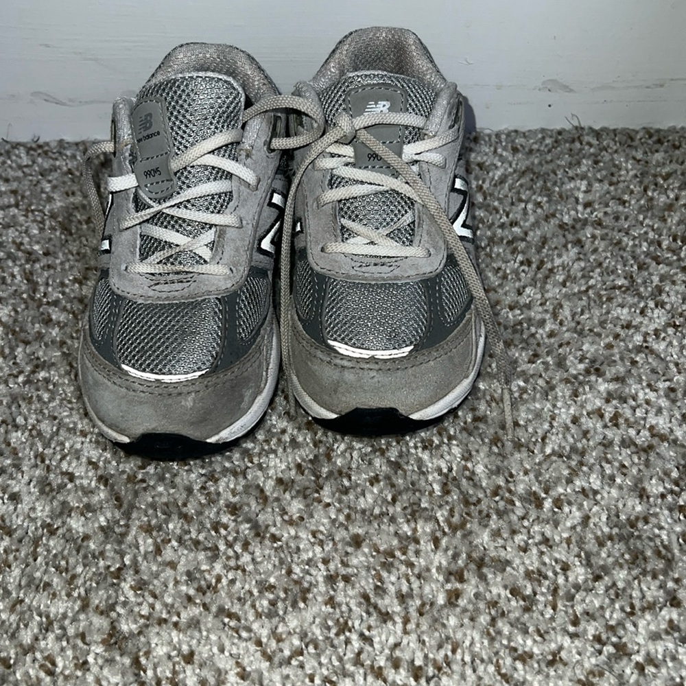 New balance 990 v5